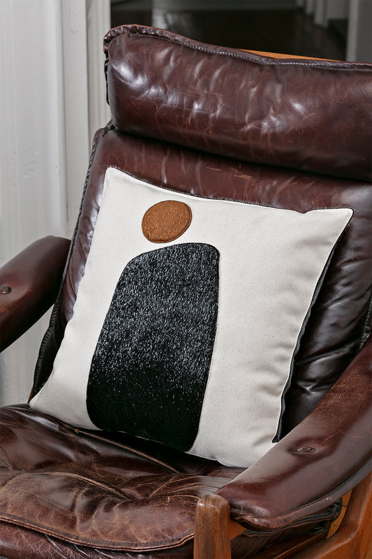 Cintina Minimalistic Throw Pillow Cover